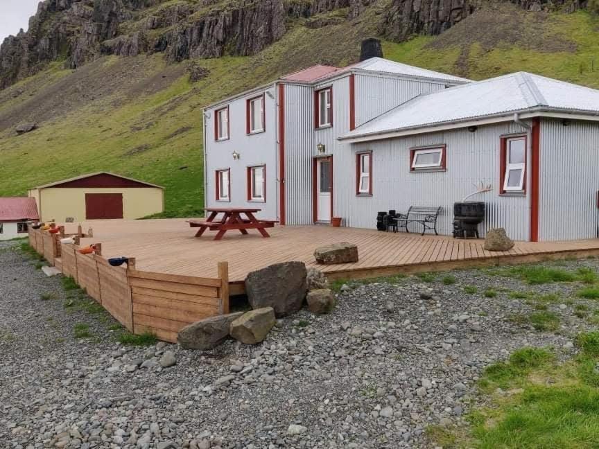 Guesthouse Stekkatun Skálafell Exterior foto